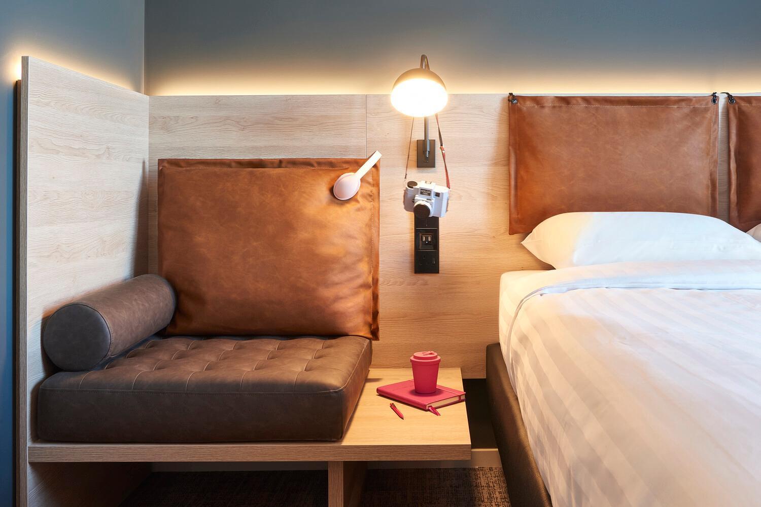Moxy Brussels City Center Buitenkant foto