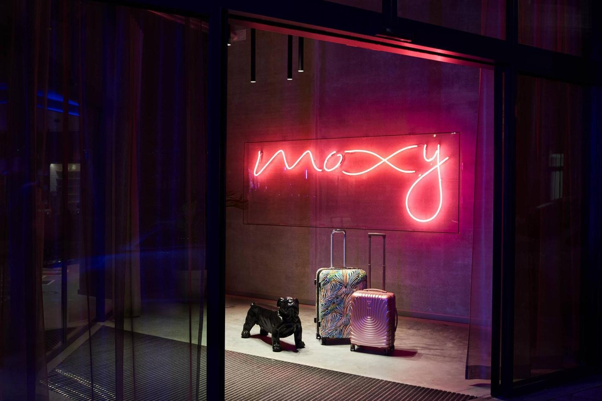 Moxy Brussels City Center Buitenkant foto