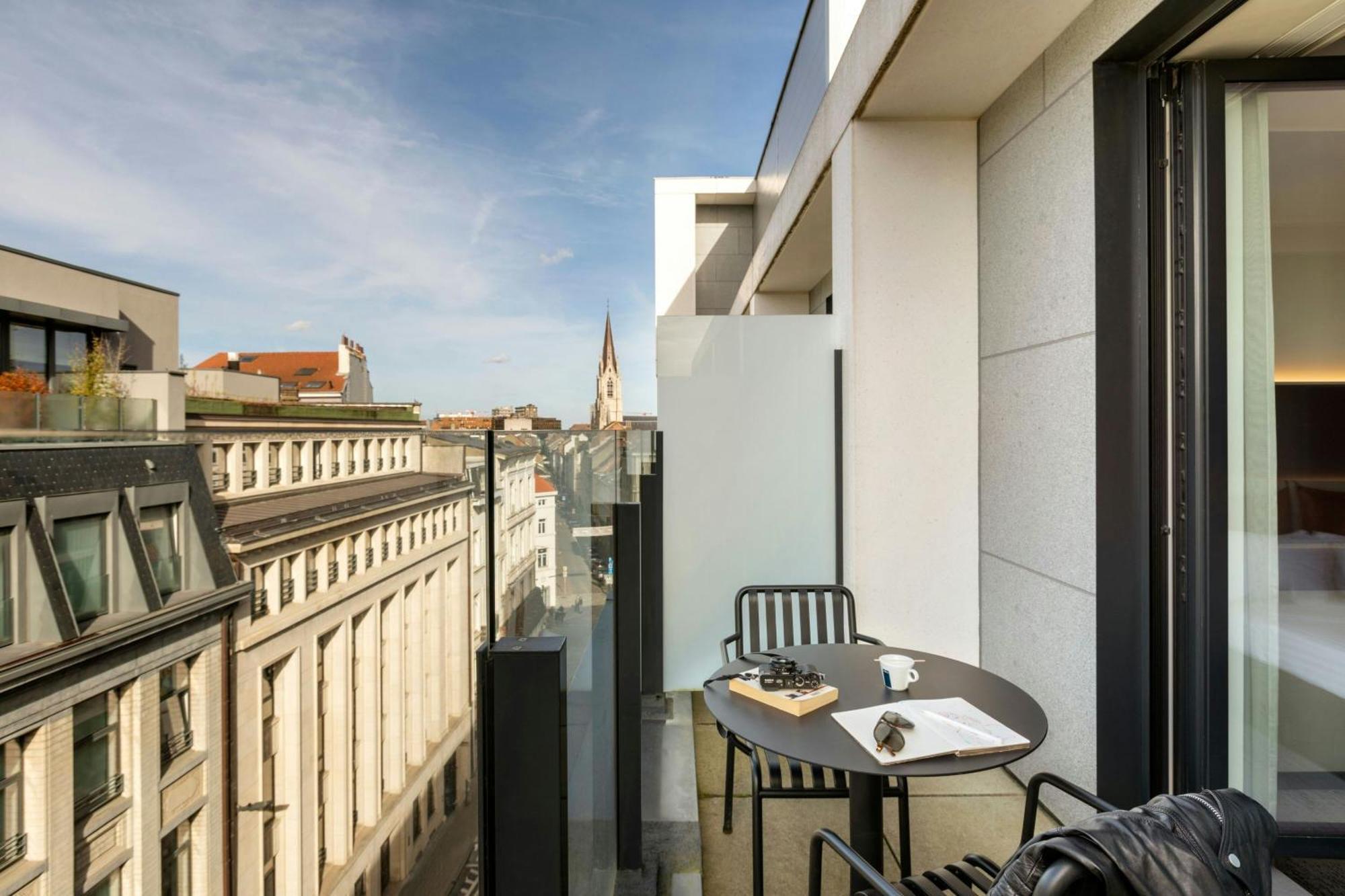 Moxy Brussels City Center Buitenkant foto
